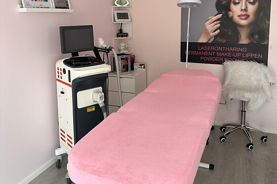 Janna's Beautysalon - photo 1