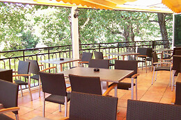 HOTEL EL PUENTE