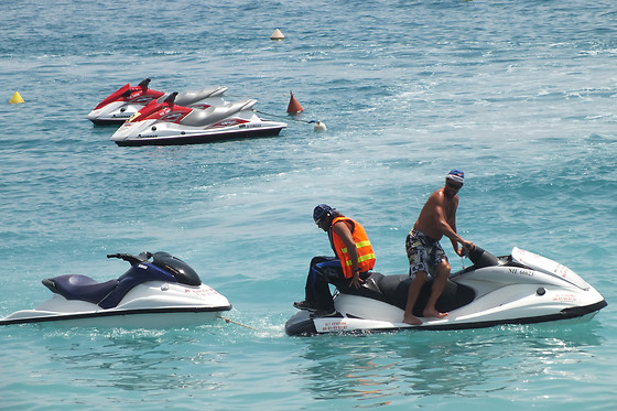 Jet Evasion - photo 0