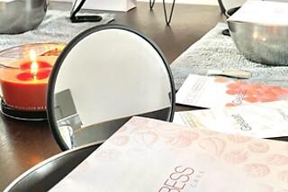 Een manicure voor 2 bij Beauty Studio Ciao Bella (Lokeren - Oost-Vlaanderen)